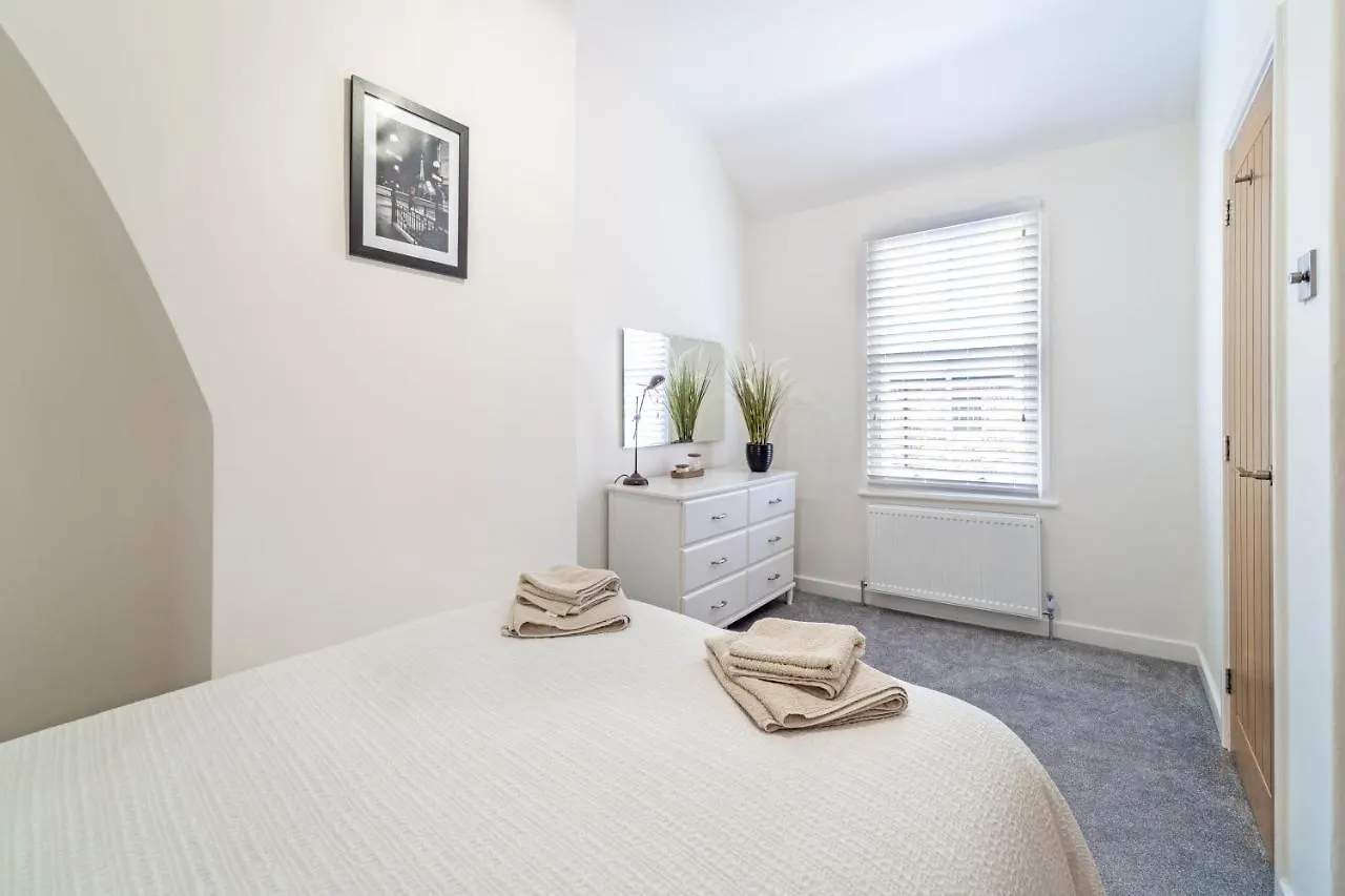The Hideaway Villa Chester 0*,  United Kingdom